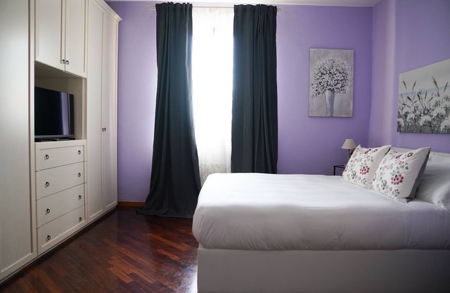 Deluxe Flat
