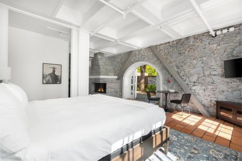 Deluxe King Suite at the Historic Stonehouse Inn!