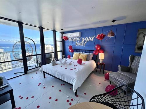 Deluxe Ocean View Studio with Free Parking & Pool