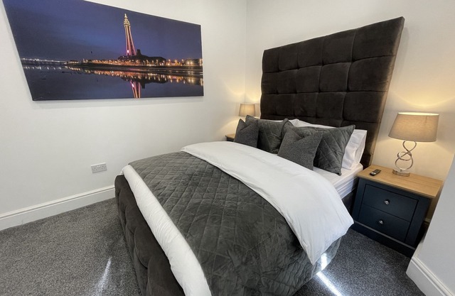 Deluxe-Suite-Eigenes Badezimmer-Gartenblick-HOT TUB & spa bath