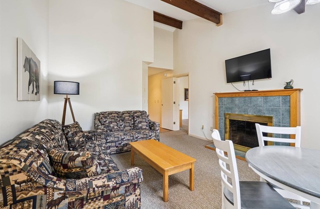 Deluxe Suite mit zwei Schlafzimmern im 1. Stock mit beheiztem Pool