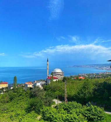 Denizin ve doğanın birleştiği yerde mükemmel bir tatil için mükemmel bir villa 9 yataklı- 4 yatak odalı-3 banyolu-3 klimalı