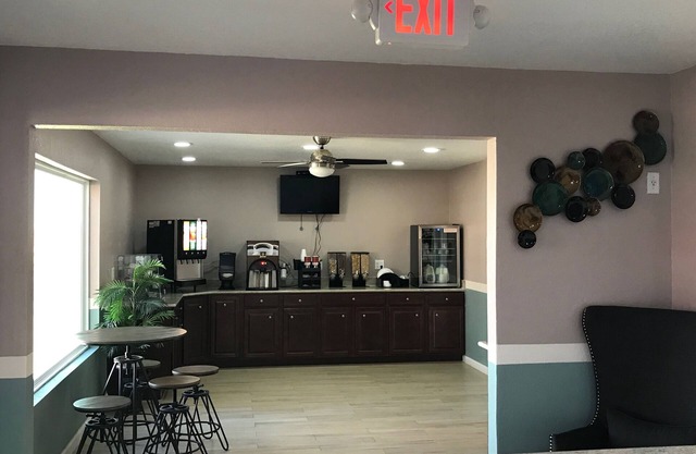 Denver City Motel