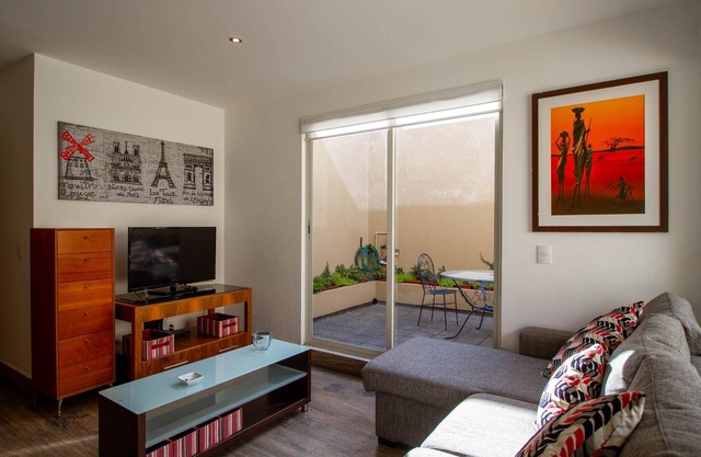 Depa, Amueblado, Equipado, Terraza, Fitnessraum, Seg, Jardín