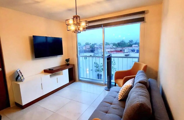 Depa nuevo y céntrico en Gdl con ambiente familiar