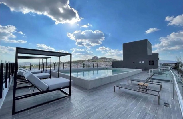Departamento de lujo con alberca panoramica en Zona Metropolitana de Guadalajara