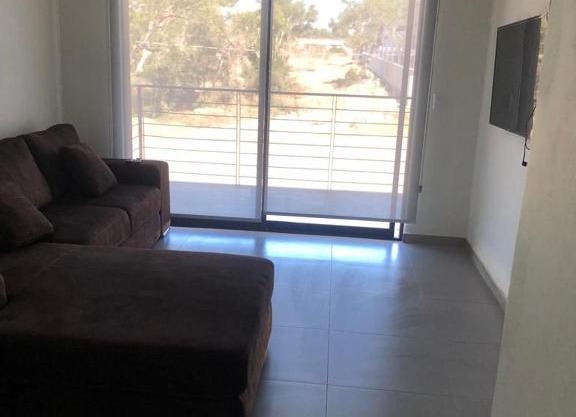 Departamento amplio y céntrico a 10 minutos de playa