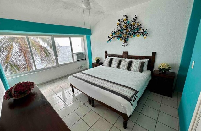 Departamento con vista al mar.