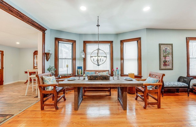 DePue Vacation Rental < 1 Mi to the Lake!