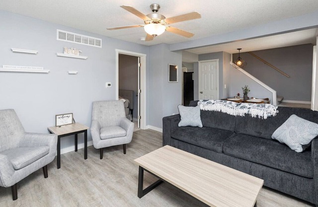 Des Moines Comfy Getaway