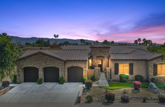 Desert Cascade Pool/Spa/Golf Home