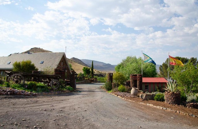 Desert Dew Guest House