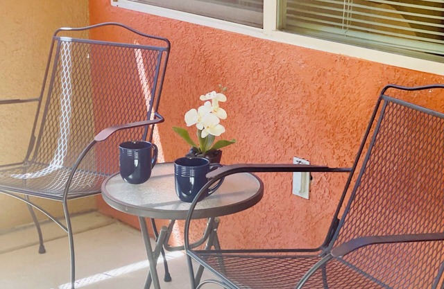 Desert Diamond Retreat by Mesquite Vacation Rentals: Pet Friendly with Community Amenities and $510 in free daily activities