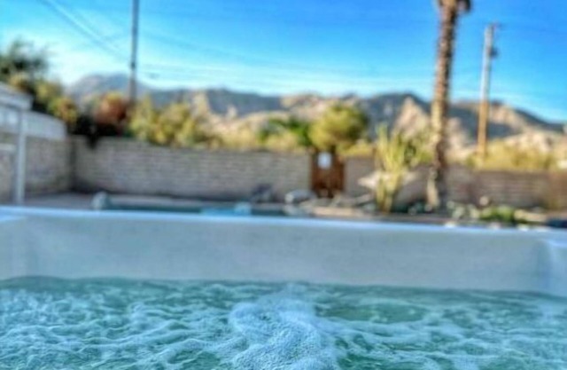 Desert Dreamin' Modern Pool and Spa