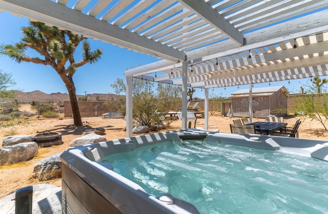 Desert Escape: Stargazing, Pet-Friendly, Starlink