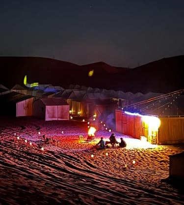 Desert Hassi labiad Camp