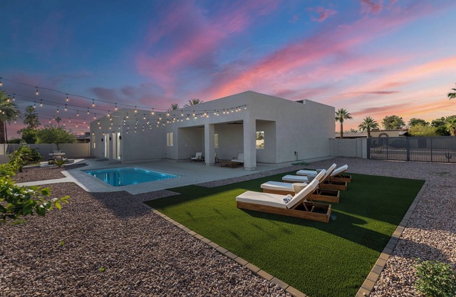 Desert Jewel: NEW 4BD Home with Game Room & Private Pool