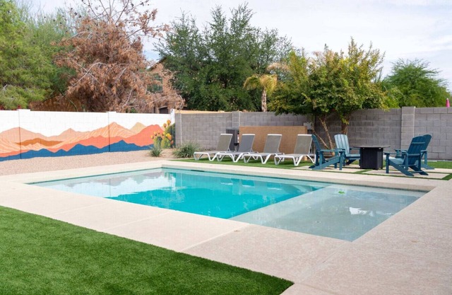 Desert Oasis w/Free Pool Heating