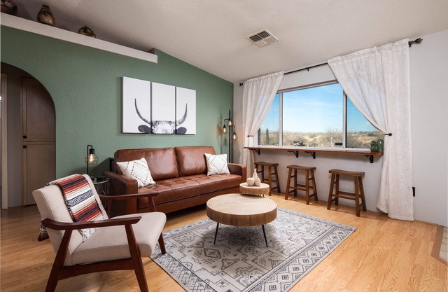 Desert Oasis with Private Hot Tub - Minutes from Sedona+Wineries+Jerome!