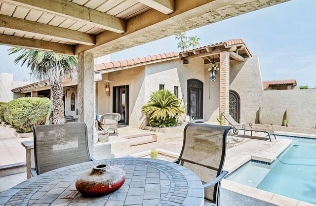 Desert Villa - near Old Town Scottsdale Pool heat available