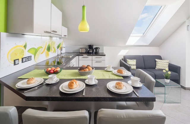Von der Sonne verwöhnt: für 1-5 Personen mit 2 Schlafzimmern und Dachterrasse