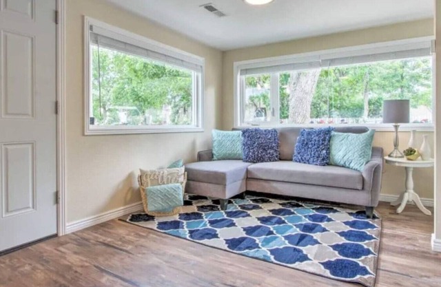 Designer Cottage by Wrecked & Refined | Walk to Downtown & Missouri River