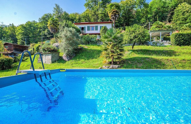 Freistehendes 3-Zimmer-Haus mit privatem Pool und Traumseesicht