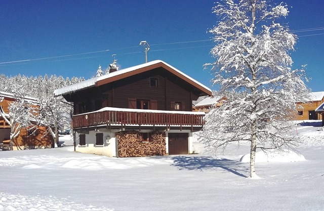 Frei stehendes Ferienhaus, sehr gut in einer sehr ruhigen Satz von 29 Chalets befindet.
