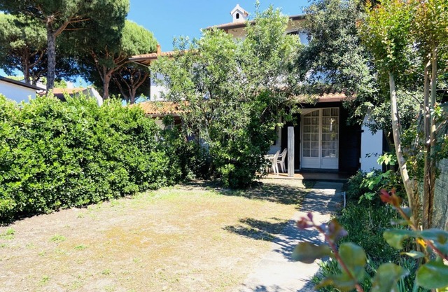 Ferienhaus mit 8 Betten, 2 Gärten, 300 Meter vom Meer entfernt, Grill, Terrasse
