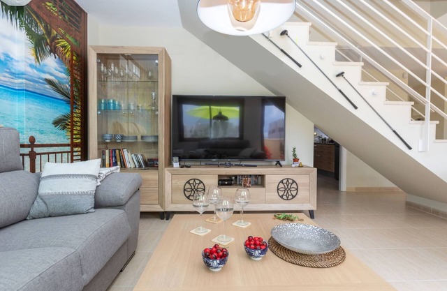 Detinsa by Interhome