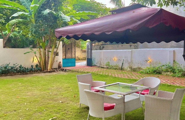 Devmad Homestay cozy villa Tranquil 2-bedroom villa in Greater Noida with AC