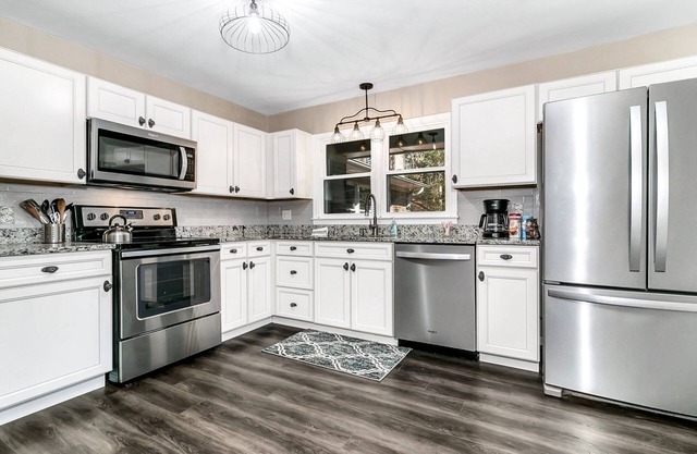 Dew Drop - Cottonwood Properties