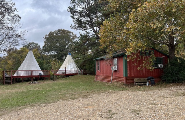 Diamond Glamping - Main Log House