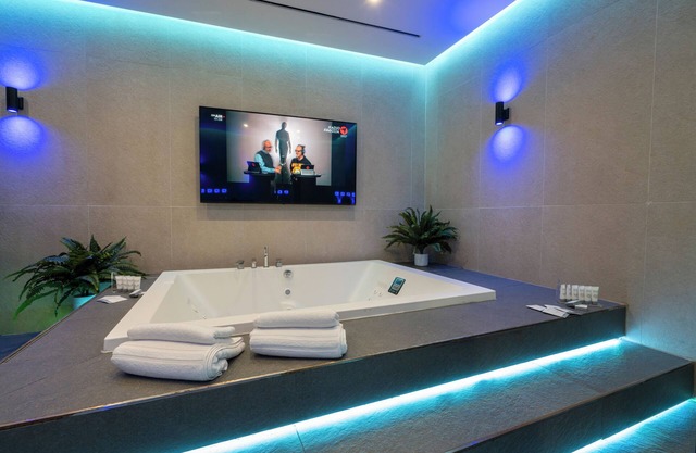 Diamonds Rooms and SPA