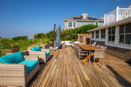 Diana Luxury Retreat: Private Beach and Vineyards