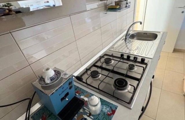 -DIMARTINO HOME-Double Room with Balcony (2 Adults + 1 Child)