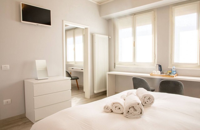 Dimora 16 Rooms & Garden