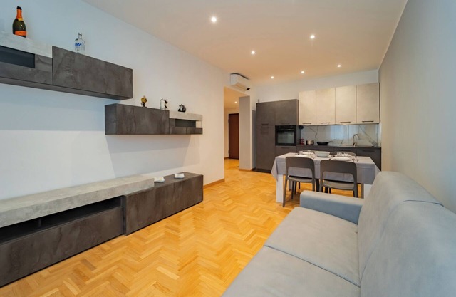 Dimora Bassignano - Zwei Schlafzimmer Wohnung, Schläft 5
