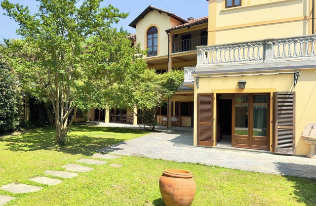 Dimora il Pozzetto, elegant villa with garden