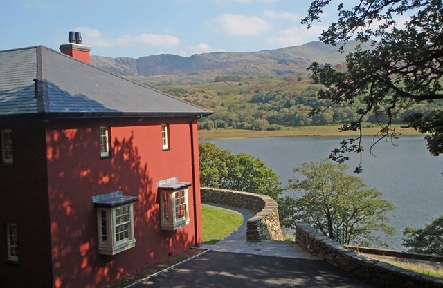 Dinas Noddfa, NANT GWYNANT