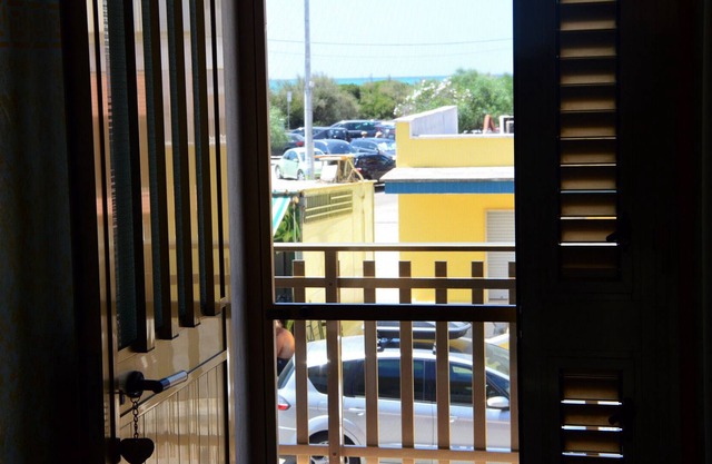 Direktzugang Haus 10mt vom Strand von Torre Mozza (Marina di Ugento) 6pax
