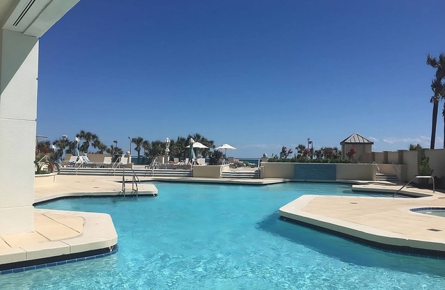 Direct Beach Access! Two City View Units, 2 Pools!