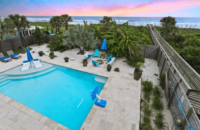 Tidal Dreams Ocean Front Pool Firepit Sleeps 13