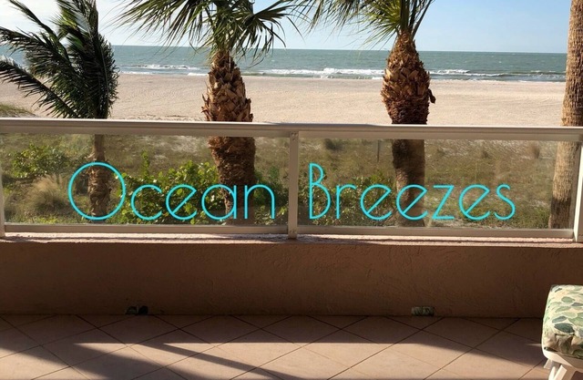 Der Mai ist perfekt für einen Urlaub - Direkt am Strand im Crescent Beach Club