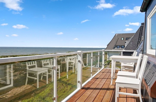 Direkter voller Meerblick und allererste freie Dünenlage hoch über der Nordsee i