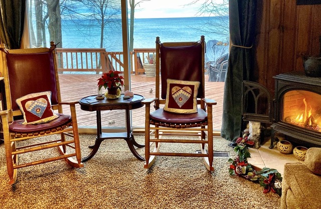 Cottage-Eigenes Badezimmer-Seeblick