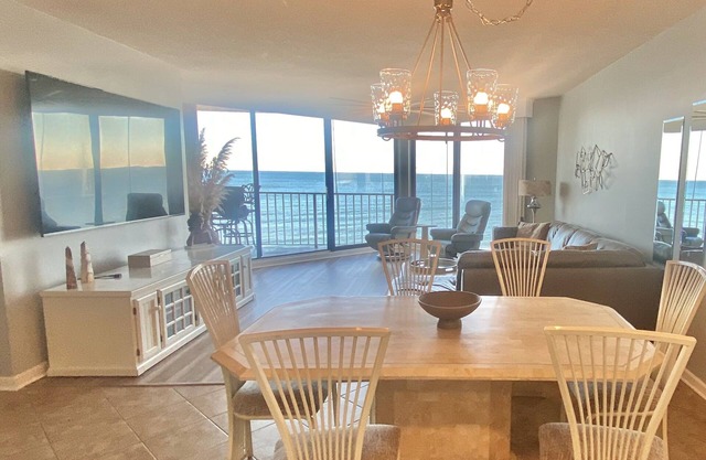 Direct Luxury Ocean Front