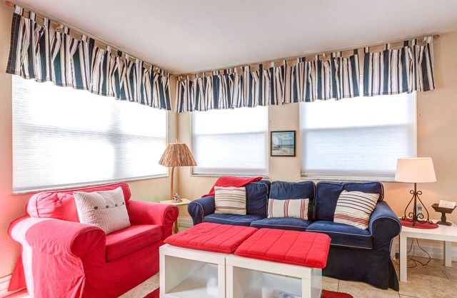 DIRECT OCEAN FRONT Ground Floor 2bed / 2bath Ideal für Familien