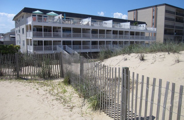 Direct Oceanfront at 129th St--2 BR--2 BA--Huge Deck--Recently Renovated