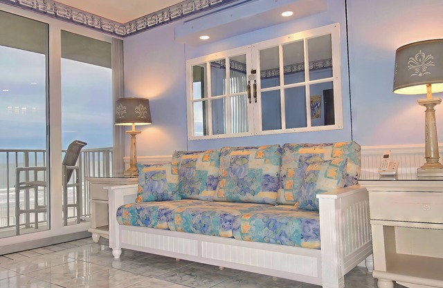 MEERBLICK VON LR & BR - PRÜFEN SIE UNSERE LAST-MINUTE-EINSPARUNGEN